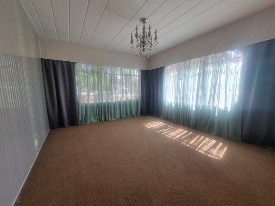 3 Bedroom Property for Sale in Uitsig Free State